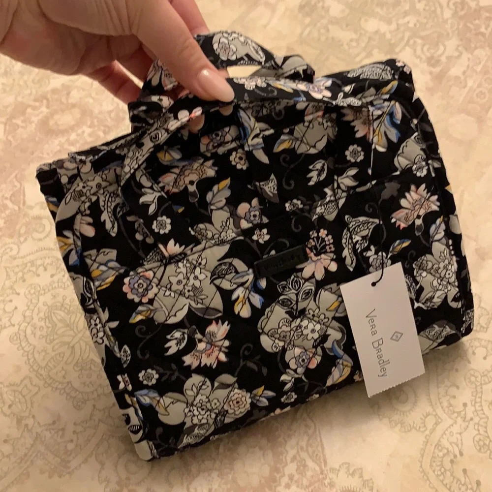 Vera Bradley Quilted Floral Makeup/Jewelry Travel Case - Picture 5 of 11